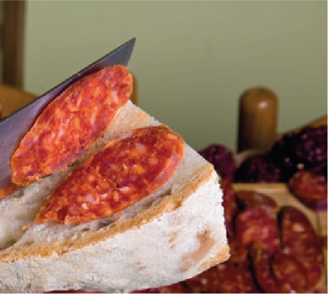 Risorsa 32 MASSERIA MAIO - Salsiccia Rossa Stagionata Dolce - immagine 1
